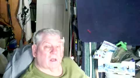 canoelicker69 online show from February 10, 6:55 pm