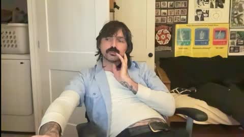 cantleavethehouse online show from November 29, 6:43 am