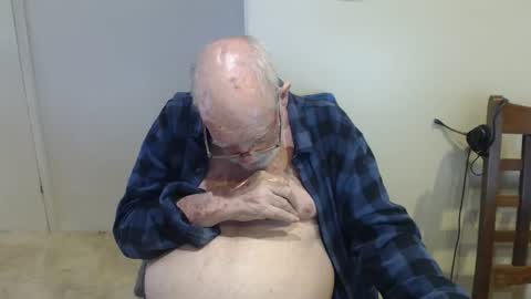 capt5105 online show from February 3, 10:25 pm