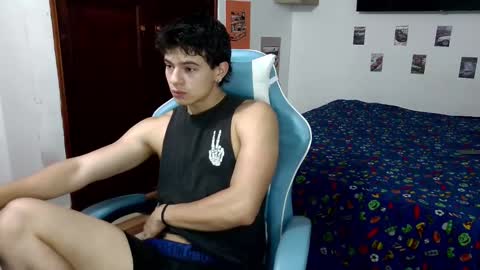Snapshot of carapalida9008 chatting on December 2, 12:45 am carapalida9008 online show from December 2, 12:45 am