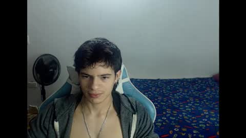 Snapshot of carapalida9008 chatting on October 16, 8:07 pm carapalida9008 online show from October 16, 8:07 pm