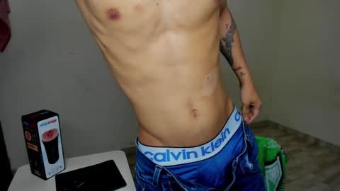 Carlos and Cristian  online show from October 3, 12:31 am