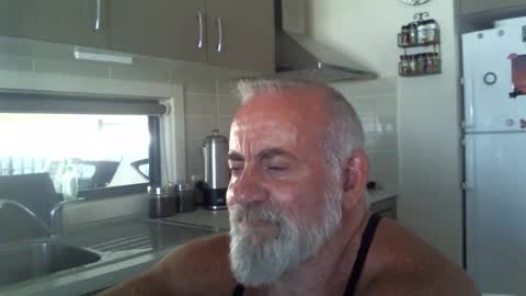 C A Rey online show from March 9, 3:11 am