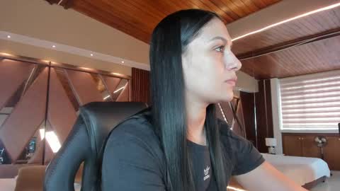 Snapshot of carina_rossi chatting on September 25, 12:56 pm Carina online show from September 25, 12:56 pm