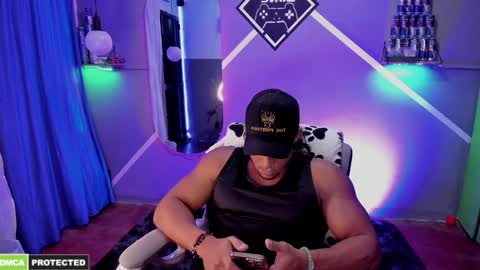 Carl online show from December 5, 5:21 am