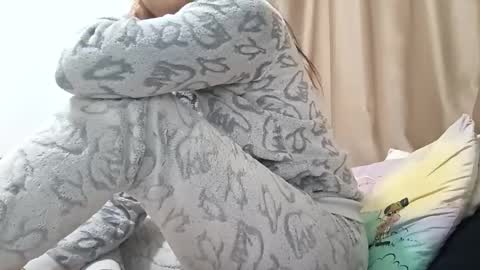 Snapshot of carlasweet00 chatting on October 7, 5:03 am carlasweet00 online show from October 7, 5:03 am