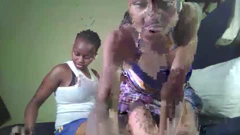 Snapshot of carlex_ chatting on September 12, 10:01 pm carlex_ online show from September 12, 10:01 pm