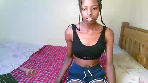 Snapshot of carlex_ chatting on February 17, 11:02 am carlex_ online show from February 17, 11:02 am