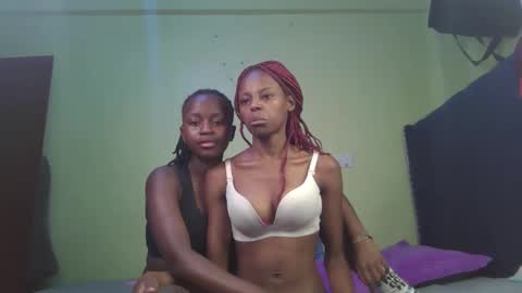 Snapshot of carlex_ chatting on October 2, 7:45 pm carlex_ online show from October 2, 7:45 pm