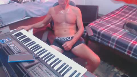 carlos online show from May 17, 2:26 pm