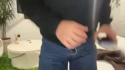 Carlos Owen online show from October 24, 5:57 pm