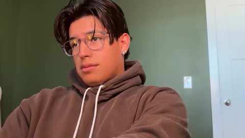 carlosjosecb2 online show from December 1, 4:16 pm