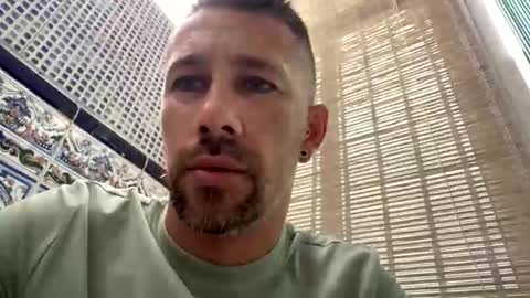 carlosrm440882 online show from May 10, 7:26 am