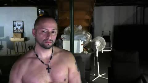 Carl online show from December 22, 8:49 am