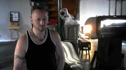 Carl online show from February 3, 1:51 pm