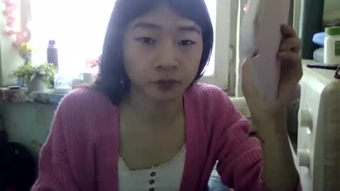 CarlyJoy online show from April 18, 9:44 am