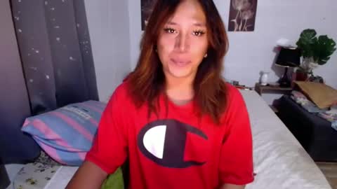 Snapshot of carmella_romance chatting on September 26, 4:37 pm Carmella online show from September 26, 4:37 pm
