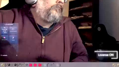 Snapshot of carmelo_devitto chatting on September 25, 12:28 am soy Batman online show from September 25, 12:28 am