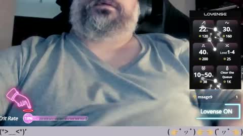 Snapshot of carmelo_devitto chatting on March 7, 7:08 am soy Batman online show from March 7, 7:08 am