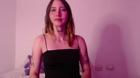 carmennrusso online show from November 6, 1:41 am