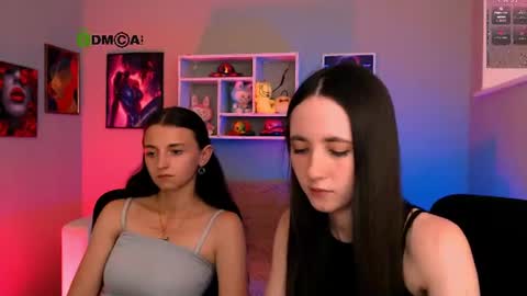 Caroline online show from July 1, 7:55 pm