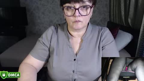 Snapshot of carolinedream_ chatting on October 7, 4:58 pm CarolineDream online show from October 7, 4:58 pm
