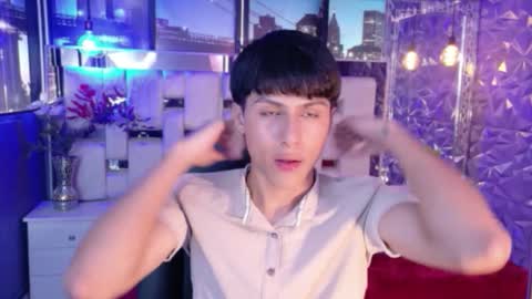 carolinejesh online show from March 1, 8:02 pm