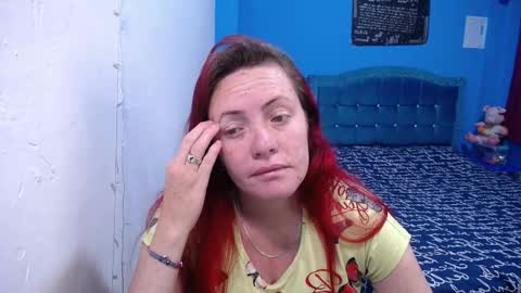 Carolinhe  online show from February 26, 9:34 am