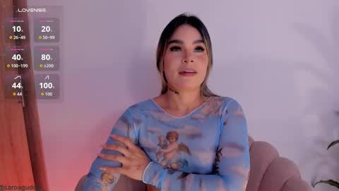 carolinna_ online show from March 24, 1:22 am