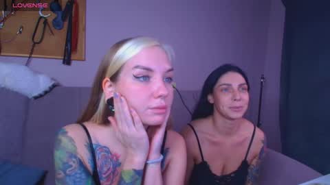 Carrie online show from December 2, 7:01 pm