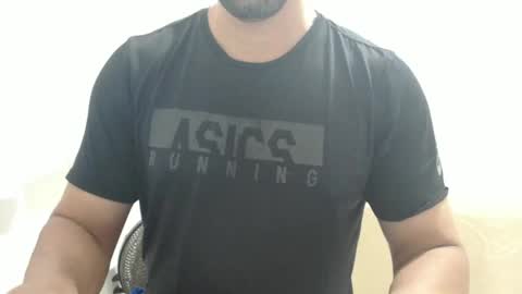 Snapshot of cashmastermuscle77 chatting on February 7, 2:08 am cashmastermuscle77 online show from February 7, 2:08 am