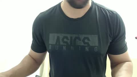 Snapshot of cashmastermuscle77 chatting on September 20, 10:51 am cashmastermuscle77 online show from September 20, 10:51 am