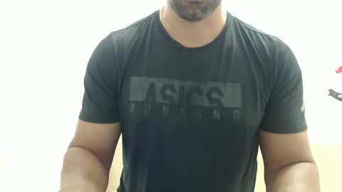 cashmastermuscle77 online show from January 18, 11:19 am