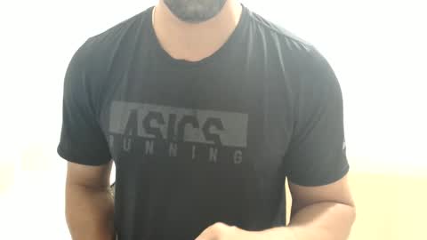 Snapshot of cashmastermuscle77 chatting on February 7, 10:19 am cashmastermuscle77 online show from February 7, 10:19 am