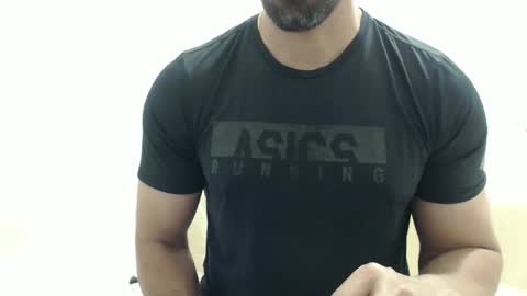 Snapshot of cashmastermuscle77 chatting on September 29, 7:02 pm cashmastermuscle77 online show from September 29, 7:02 pm