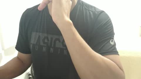 Snapshot of cashmastermuscle77 chatting on January 21, 10:41 am cashmastermuscle77 online show from January 21, 10:41 am