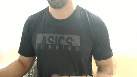 Snapshot of cashmastermuscle77 chatting on January 24, 11:45 pm cashmastermuscle77 online show from January 24, 11:45 pm