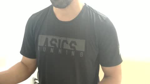 Snapshot of cashmastermuscle77 chatting on February 1, 11:10 am cashmastermuscle77 online show from February 1, 11:10 am