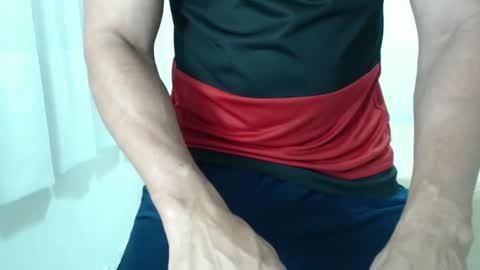 Snapshot of cashmastermuscle77 chatting on September 23, 10:53 am cashmastermuscle77 online show from September 23, 10:53 am