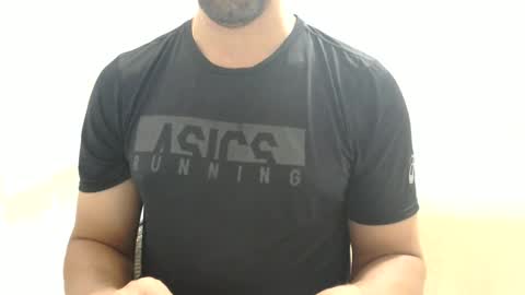 Snapshot of cashmastermuscle77 chatting on January 26, 1:31 am cashmastermuscle77 online show from January 26, 1:31 am