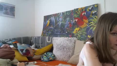 Cassandra online show from February 18, 1:33 pm