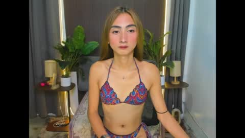 cassandrafoxxx online show from April 8, 3:26 pm