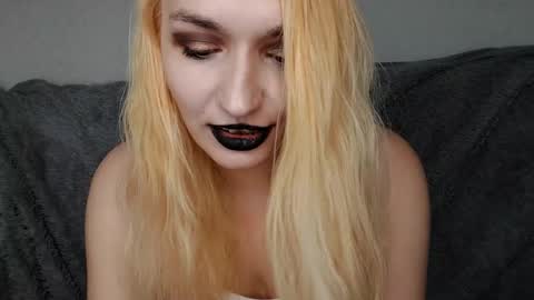 Casey Chris online show from January 25, 11:34 am