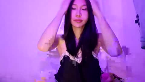 kitkat online show from April 12, 1:59 pm