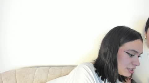 Cassie Jones online show from May 9, 12:27 am