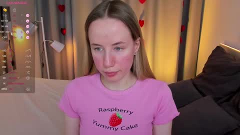 Snapshot of cassie_kelman chatting on February 13, 9:28 pm Cassie online show from February 13, 9:28 pm