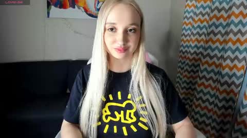 Cassie Rosss online show from April 29, 5:30 pm