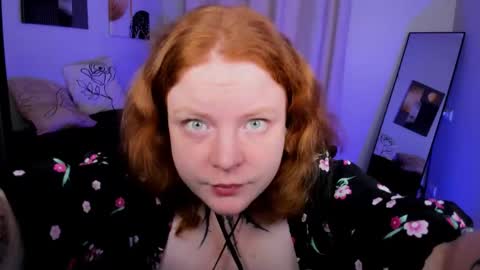 Cassie online show from April 3, 9:00 pm