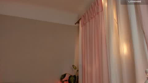  cassandra  online show from December 16, 1:22 pm