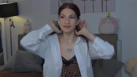 Snapshot of casskiera chatting on October 15, 5:54 am Kierie online show from October 15, 5:54 am